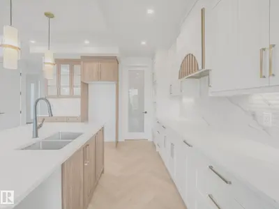 Interior photo 3 of 173 Corral Circle