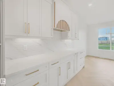 Interior photo 4 of 173 Corral Circle
