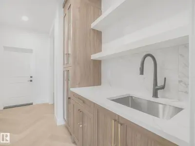 Interior photo 4 of 173 Corral Circle