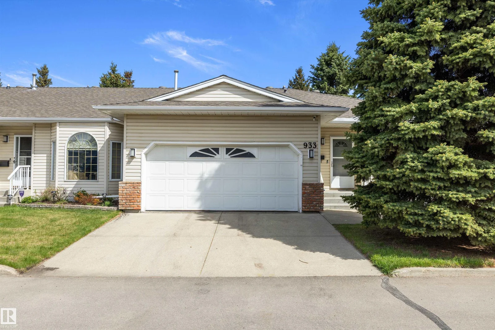 933 YOUVILLE DR W NW, Edmonton - 2 bedroom Townhouse for sale