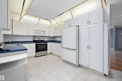 Interior photo 4 of 933 YOUVILLE DR W NW