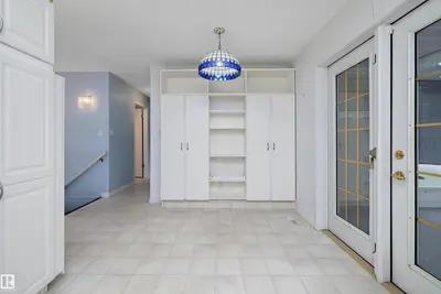Interior photo 3 of 933 YOUVILLE DR W NW