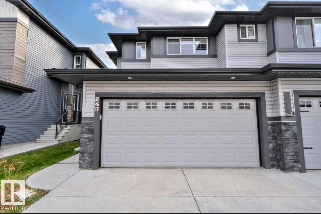 243 39 AV NW NW, Edmonton - 4 bedroom Duplex for sale