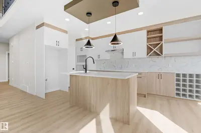 Interior photo 3 of 4915 17 AVENUE SW