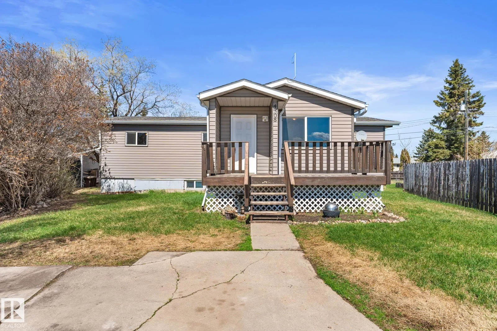 4508 50A AV, Barrhead - 3 bedroom Detached Single Family for sale