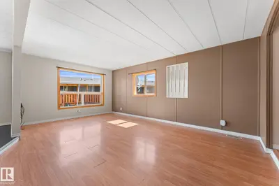 Interior photo 3 of 4508 50A AV
