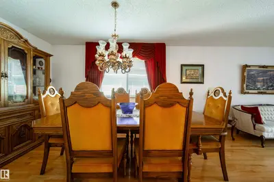 Interior photo 2 of 8509 39B AV NW