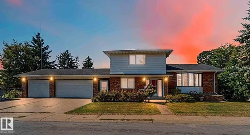 4304 79 ST NW, Edmonton - $494,999