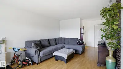Interior photo 3 of #105 5125 RIVERBEND RD NW