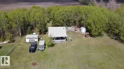 Interior photo 1 of 16544 590 TWP RD