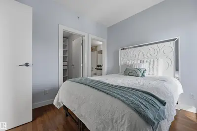 Interior photo 4 of #1403 10136 104 ST NW