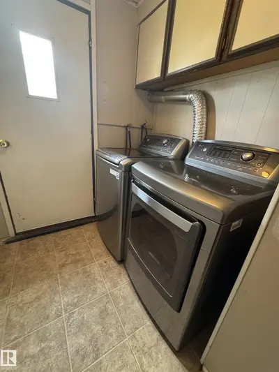 Interior photo 2 of #46 4204 47 ST