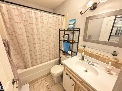 Interior photo 2 of 414 5 ST