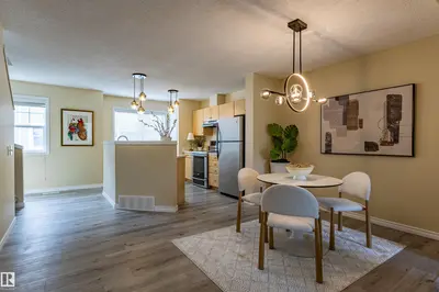Interior photo 4 of #41 8304 11 AV SW