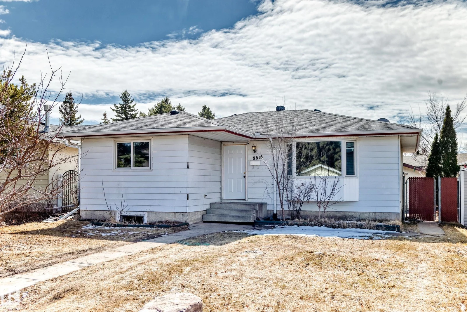 8615 42A AV NW, Edmonton - 5 bedroom Detached Single Family for sale