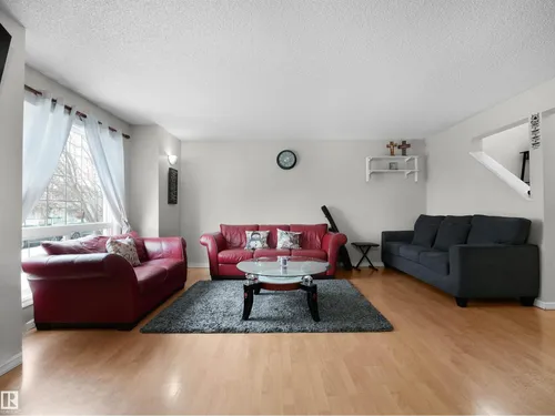 21379 89 AV NW, Edmonton - $429,900