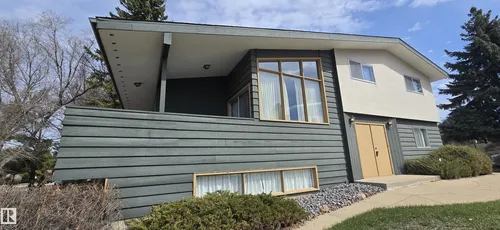 4301 51 ST, Vegreville - $365,000
