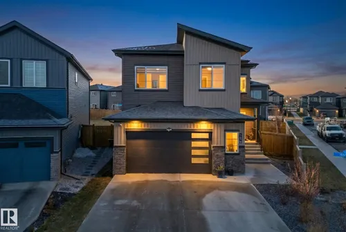 1075 GOLDFINCH WY NW, Edmonton - $819,900