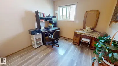 Interior photo 2 of 410 ST. ANDREWS PL