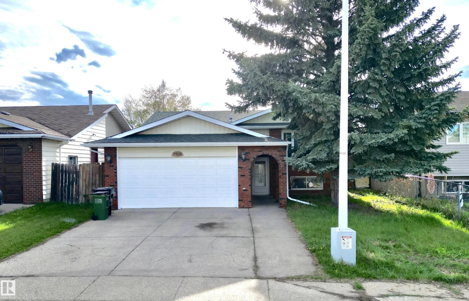 4928 31 AV NW, Edmonton - 5 bedroom Detached Single Family for sale