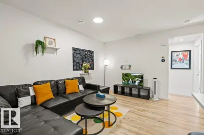 Interior photo 4 of 21003 131 AV NW