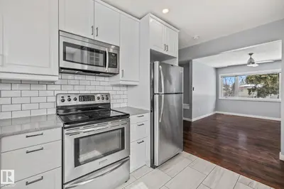 Interior photo 3 of 13608 137 ST NW