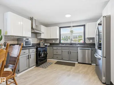 Interior photo 3 of 5220 57 ST