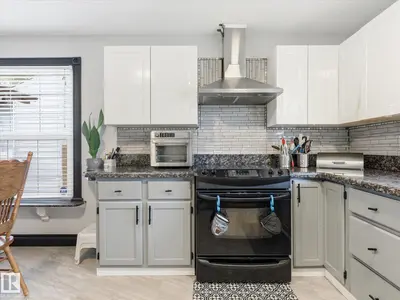 Interior photo 4 of 5220 57 ST