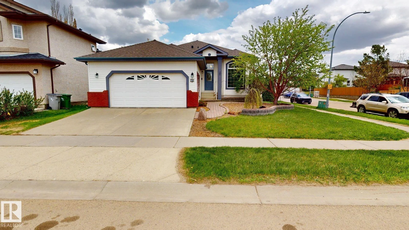 29 RUE BOUCHARD, Beaumont - 6 bedroom Detached Single Family for sale