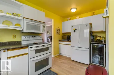 Interior photo 3 of #138 27507 TWP ROAD 544