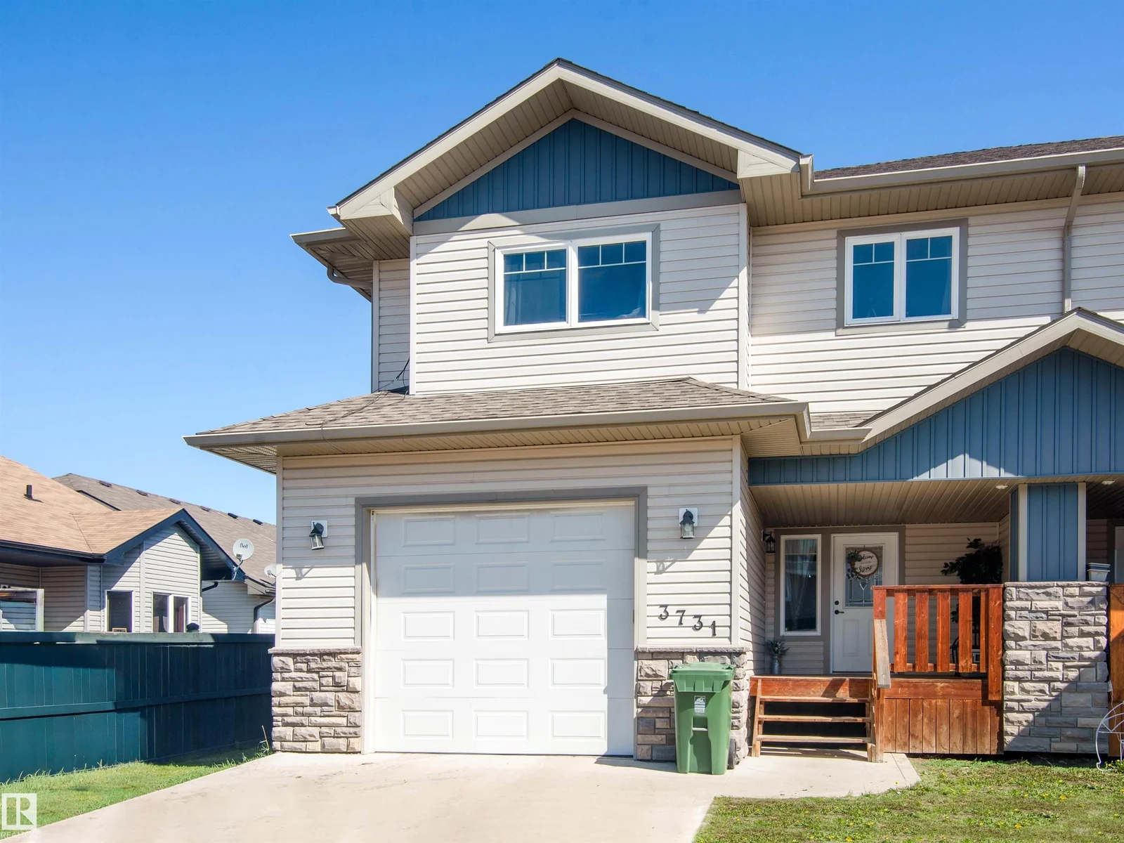 3731 44 AV, Bonnyville Town - 3 bedroom Duplex for sale