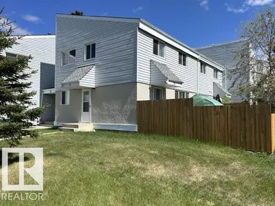 Interior photo 4 of 51 Mcleod PL NW