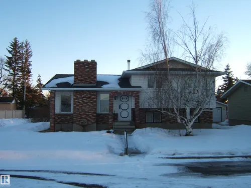 4807 54 AV, Two Hills - $279,500