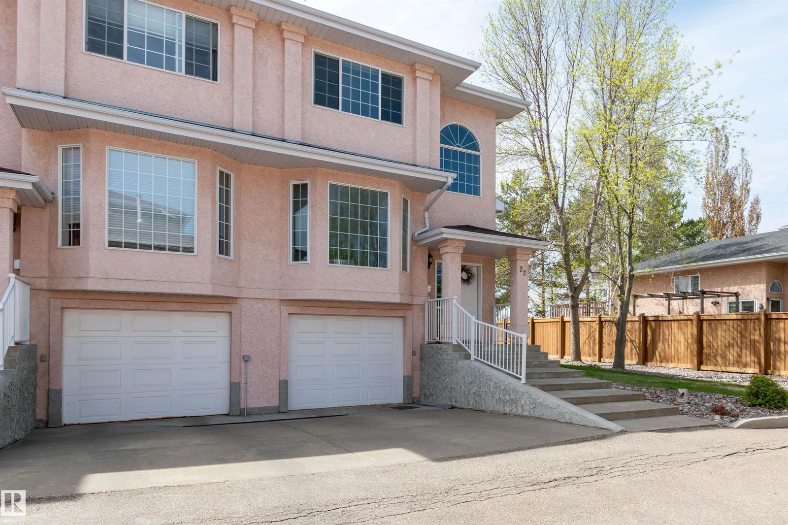 #22 11105 9 AV NW, Edmonton - 4 bedroom Townhouse for sale