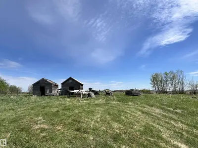 Interior photo 4 of 1209 Twp Rd 564