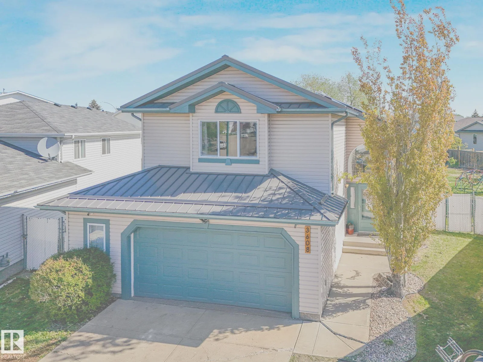3608 130 AV NW, Edmonton - 5 bedroom Detached Single Family for sale