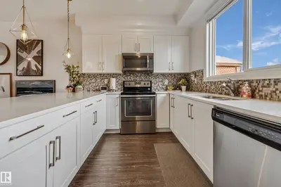 Interior photo 4 of 8131 CHAPPELLE WY SW