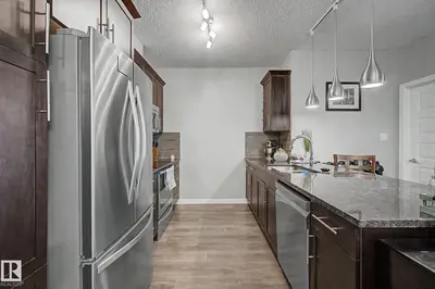Interior photo 4 of #129 503 ALBANY WY NW