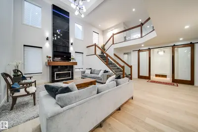Interior photo 1 of 4416 SUZANNA CR SW