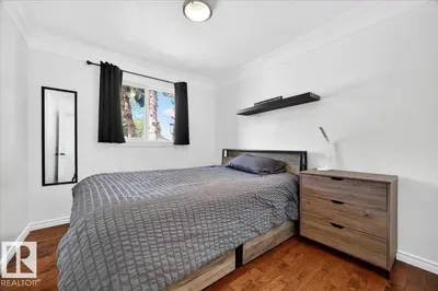 Interior photo 3 of 5040 52 ST