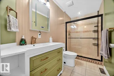 Interior photo 2 of 5040 52 ST