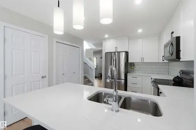 Interior photo 3 of 5129 LARK CR NW