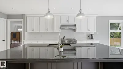 Interior photo 4 of 303 WESTRIDGE RD NW
