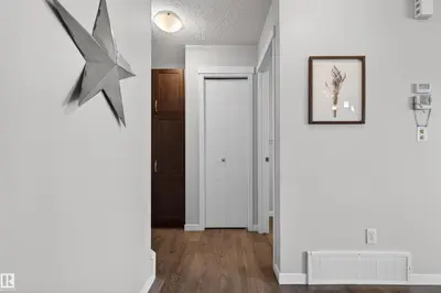 Interior photo 4 of 903 173 ST SW