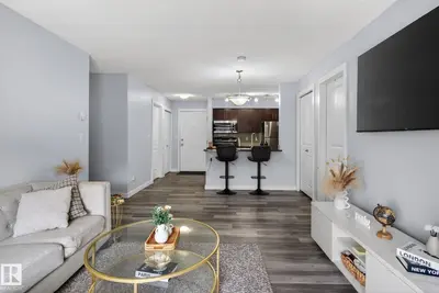 Interior photo 4 of #318 5810 MULLEN PL NW