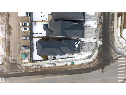 22003 93 AV NW, Edmonton - $699,900