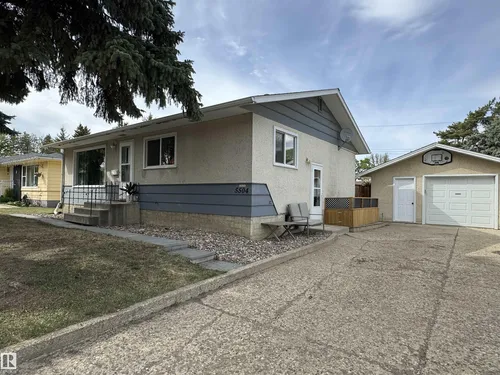 5504 51 Ave, Wetaskiwin - $279,900