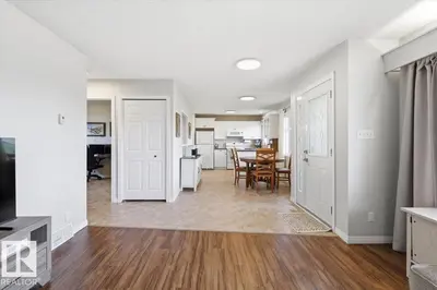 Interior photo 4 of 5409 55 AV