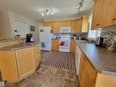 Interior photo 2 of #410 7001 Northview DR