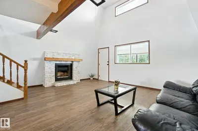 Interior photo 3 of 51019 RGE ROAD 273